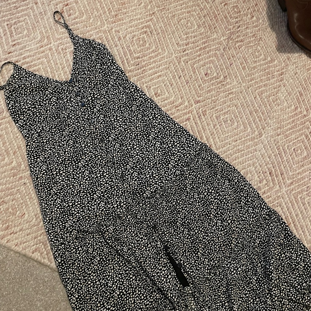 Black and white floral A&F midi dress